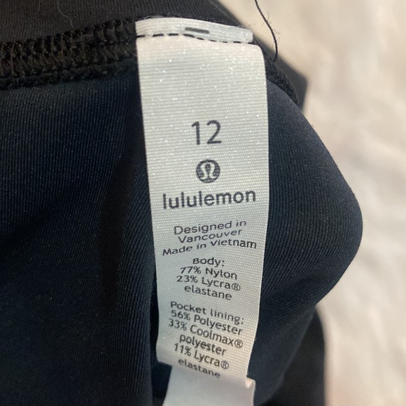 Lululemon Wunder Train Shorts 6”, Size 12, Incognito Camo Multi Grey Black - Picture 3 of 4